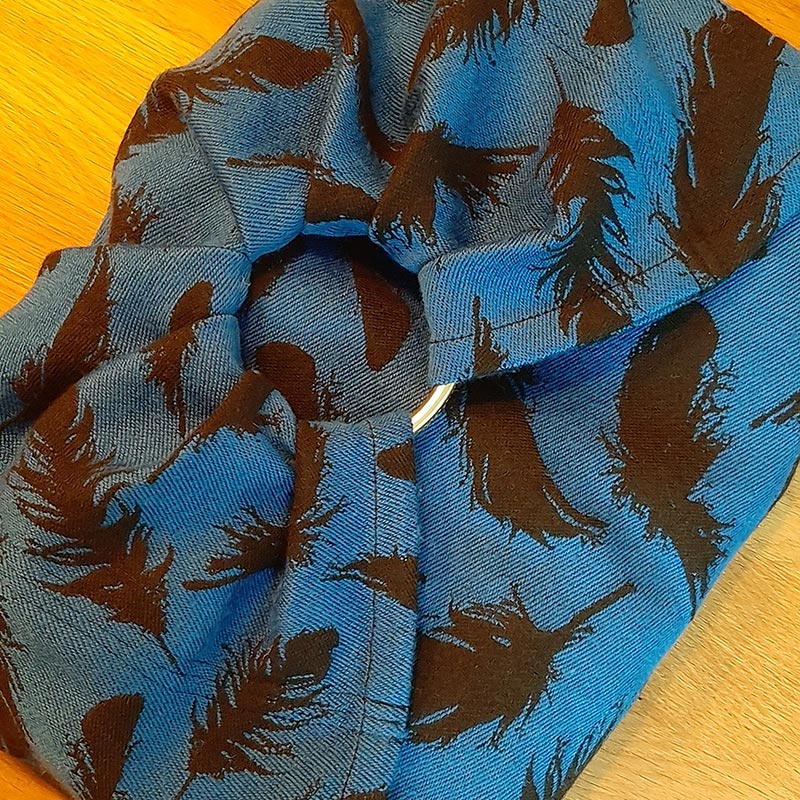 Petit & Me - Folded Shoulder Ringsling - 01